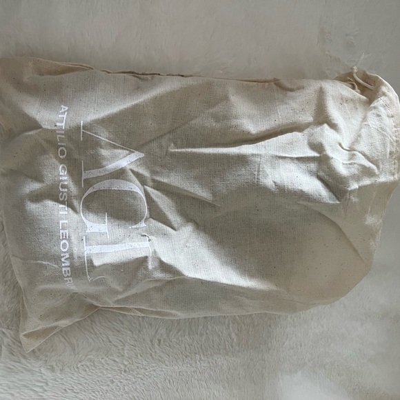 AGL Attilio Giusti Leombruni Pump Black Leather Heels - Picture 12 of 12